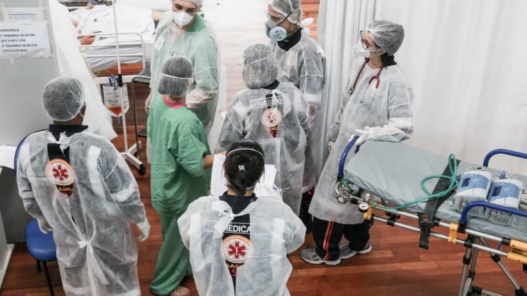 Mais da metade dos internados em UTI tem menos de 60 anos