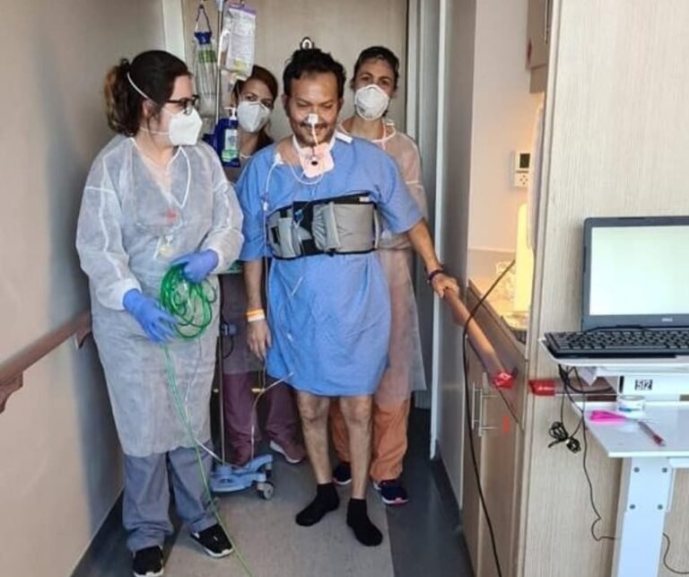 ESPERANÇA – Policial civil de RO acorda do coma, levanta após 45 dias intubado e dá primeiros passos rumo a vitória contra a covid-19; VEJA VÍDEO