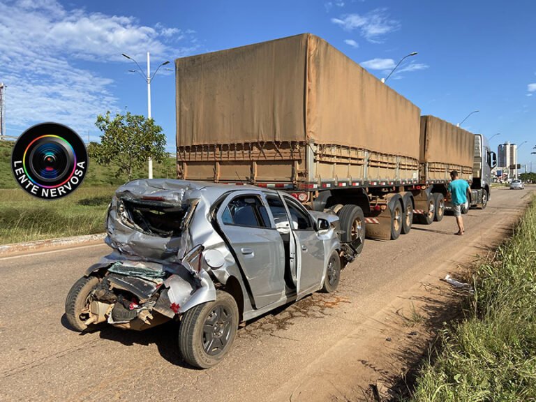 Carro ocupado por mulheres é prensado entre caminhão e carreta no Trevo do Roque – FOTOS E VÍDEO