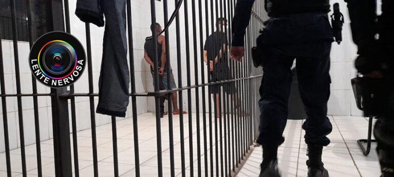 Criminosos amarram caminhoneiro e usam veículo para furtar móveis de depósito no Bairro Cohab