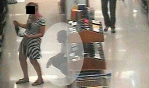 Preso em mercado homem que filmava partes íntimas de mulheres Preso em mercado homem que filmava partes íntimas de mulheres