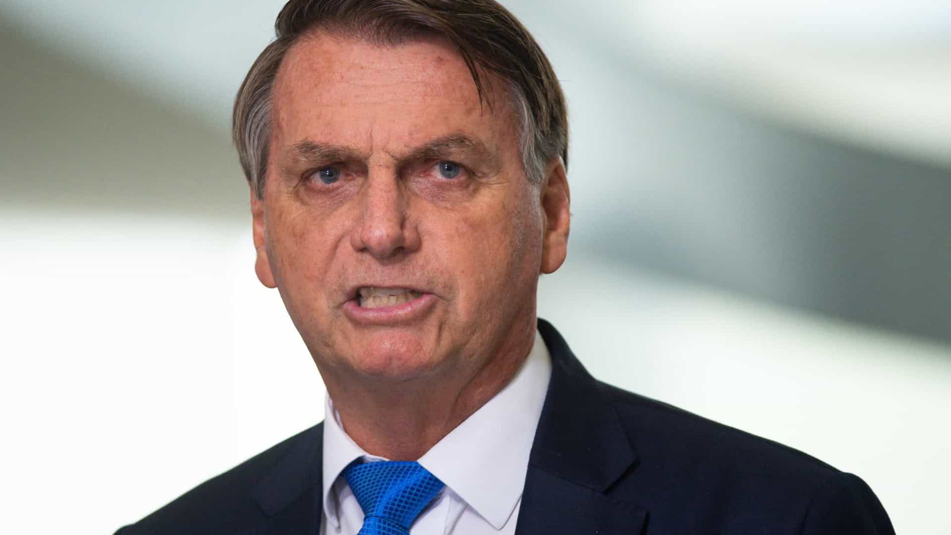 Após protestos em mais de 200 cidades, Bolsonaro diz que ‘faltou erva’ para atos Após protestos em mais de 200 cidades, Bolsonaro diz que ‘faltou erva’ para atos