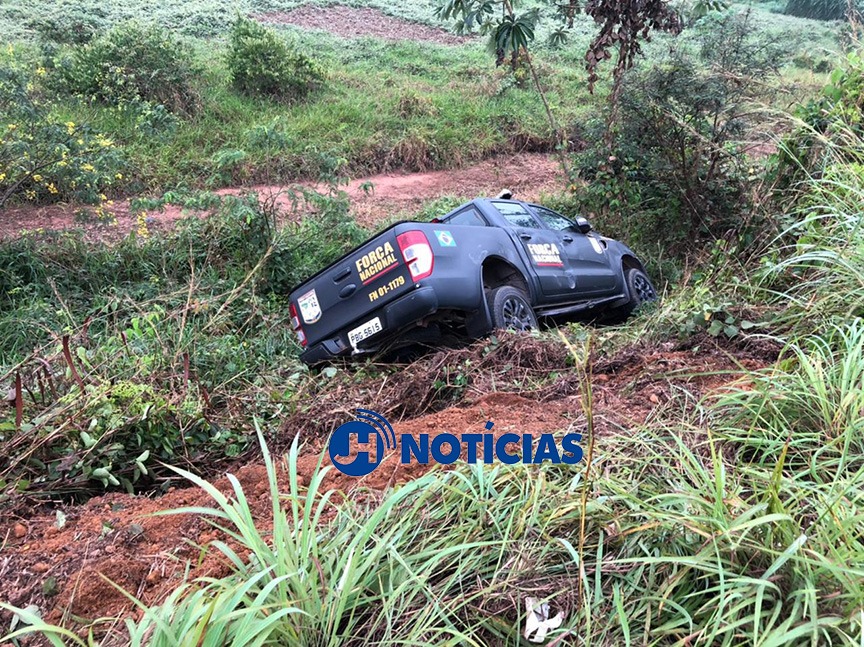 Motorista morre ao colidir com viatura da Força Nacional que realizava ultrapassagem na BR-364 Motorista morre ao colidir com viatura da Força Nacional que realizava ultrapassagem na BR-364