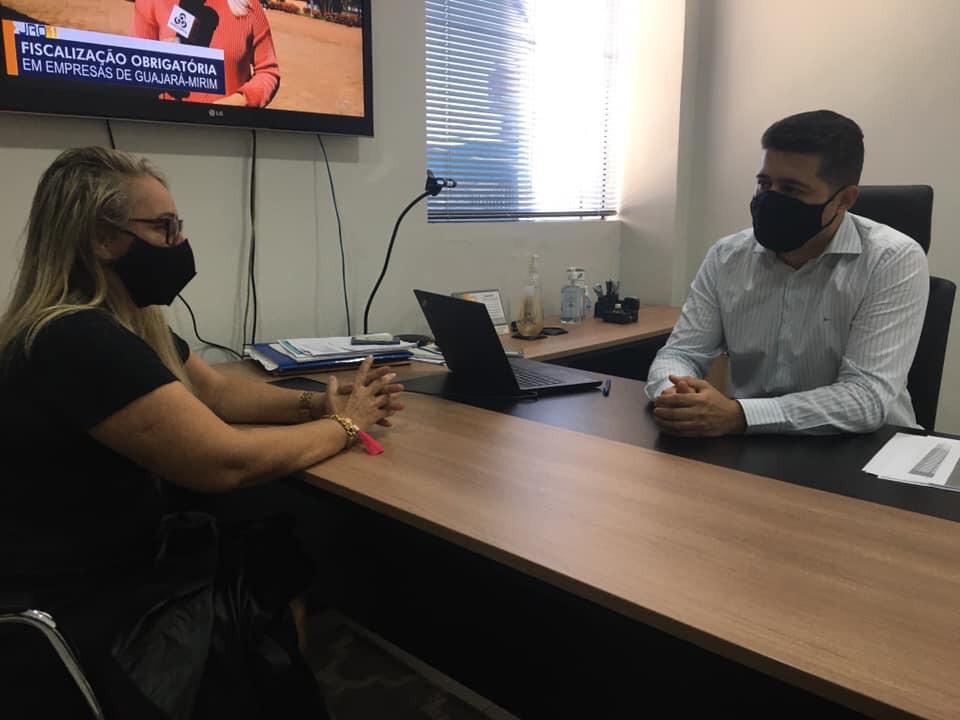 Vereadora Márcia Socorristas Animais leva demandas à Secretaria de Educação Vereadora Márcia Socorristas Animais leva demandas à Secretaria de Educação