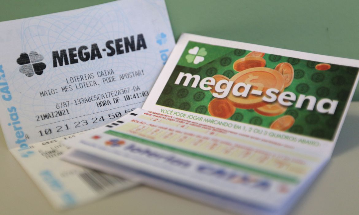 Mega-Sena acumula e pagará R$ 7 milhões no sábado Mega-Sena acumula e pagará R$ 7 milhões no sábado