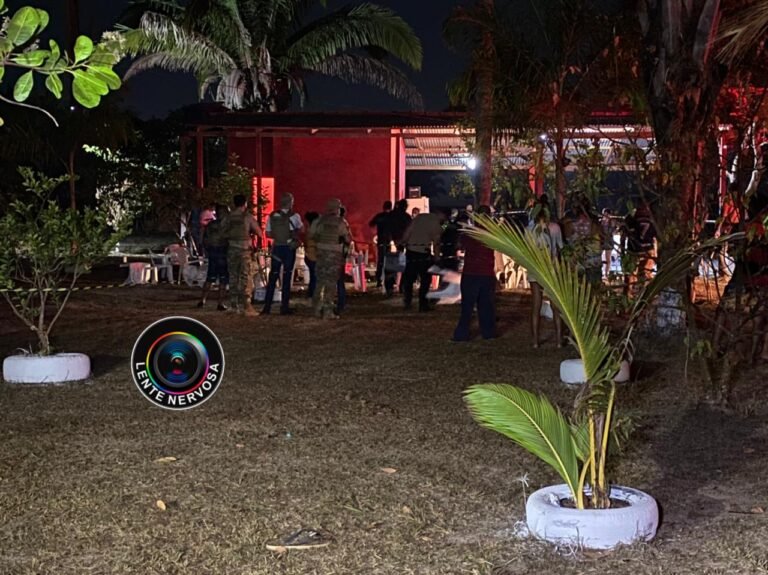 Delegado morre em troca de tiros durante confusão; outro envolvido também morreu baleado
