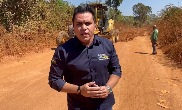 Semagric inicia trabalhos na Colônia Viçosa através de pedidos do vereador Edimilson Dourado