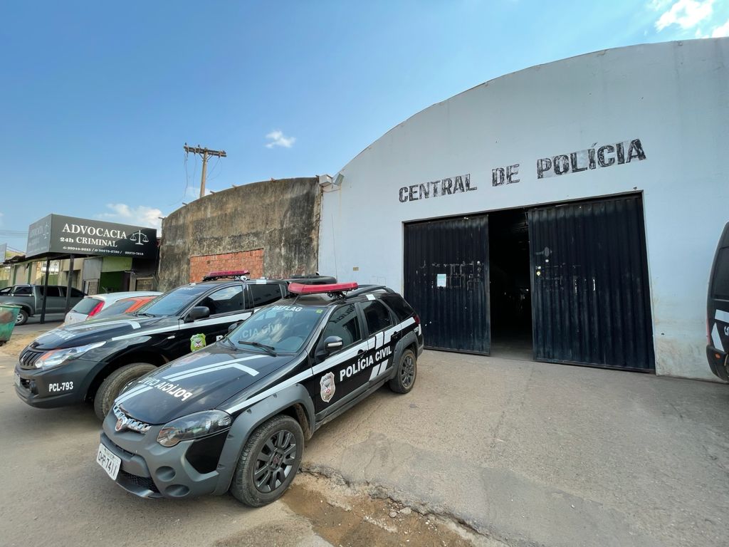 Motorista com suspeitas de embriaguez é preso após quase atropelar criança Motorista com suspeitas de embriaguez é preso após quase atropelar criança