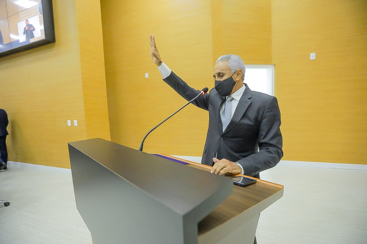 Ribamar Araújo toma posse como Deputado Estadual para quarto mandato Ribamar Araújo toma posse como Deputado Estadual para quarto mandato
