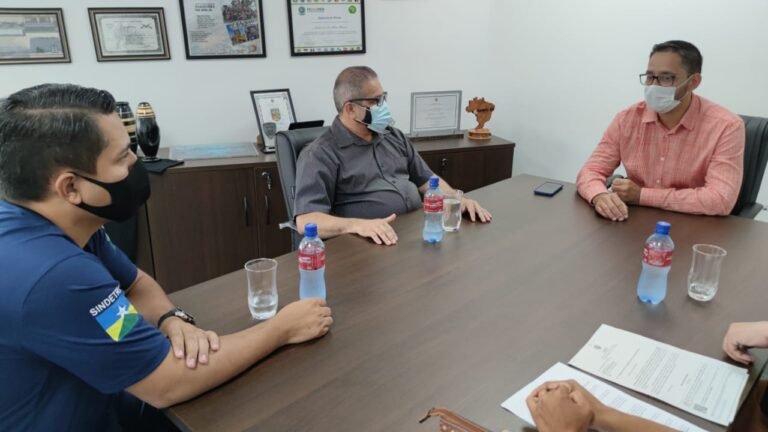 Servidores do Detran-RO buscam apoio na ALE-RO para o realinhamento salarial da categoria