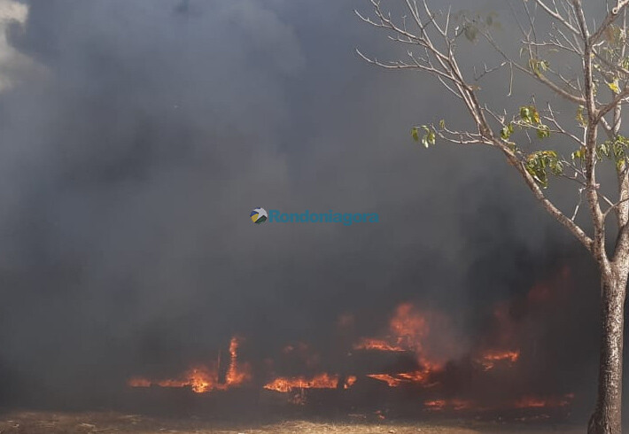 Rondônia já registrou 2.221 focos de calor em 2.021 e 55 grandes incêndios florestais em apenas uma semana Rondônia já registrou 2.221 focos de calor em 2.021 e 55 grandes incêndios florestais em apenas uma semana
