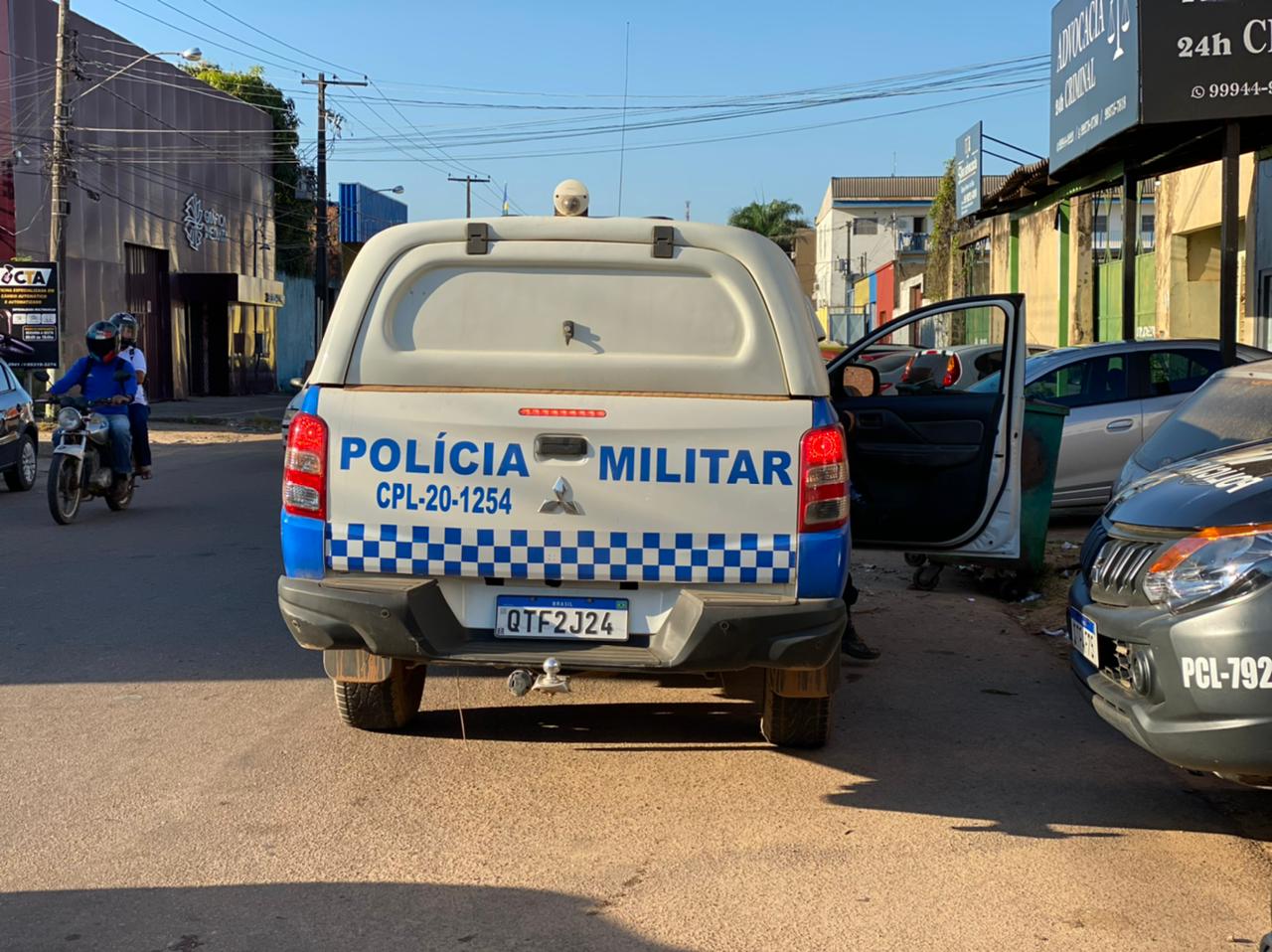 Jovem de 24 anos é preso suspeito de estuprar a própria filha de apenas quatro anos Jovem de 24 anos é preso suspeito de estuprar a própria filha de apenas quatro anos