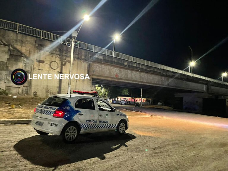 Últimas Notícias 2 Mulher tenta suicídio se jogando no Rio Madeira