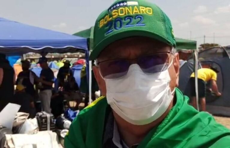 VÍDEO: enrolado na bandeira nacional, vice-governador de Rondônia defende “destituição do STF e criminalização do comunismo”