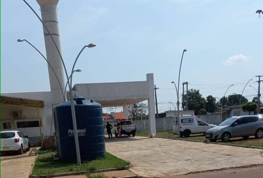 EM FRENTE À HAVAN – Idoso que ingeriu inseticida pensando que fosse água está intubado e em estado gravíssimo EM FRENTE À HAVAN – Idoso que ingeriu inseticida pensando que fosse água está intubado e em estado gravíssimo