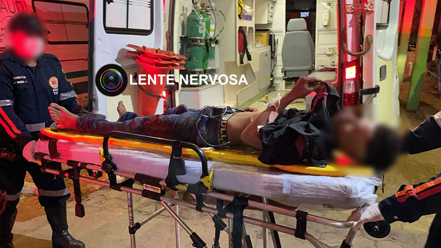 Policial militar é esfaqueado e assaltante baleado durante tentativa de roubo em bar Policial militar é esfaqueado e assaltante baleado durante tentativa de roubo em bar