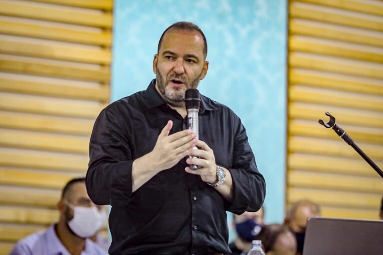 Últimas Notícias 8 Presidente Alex Redano participa de reunião que trata da maior aproximação entre Brasil e Bolívia