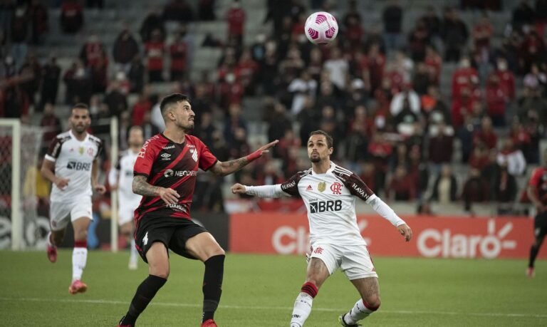 Últimas Notícias 3 Flamengo arranca empate com Athletico-PR na Arena da Baixada