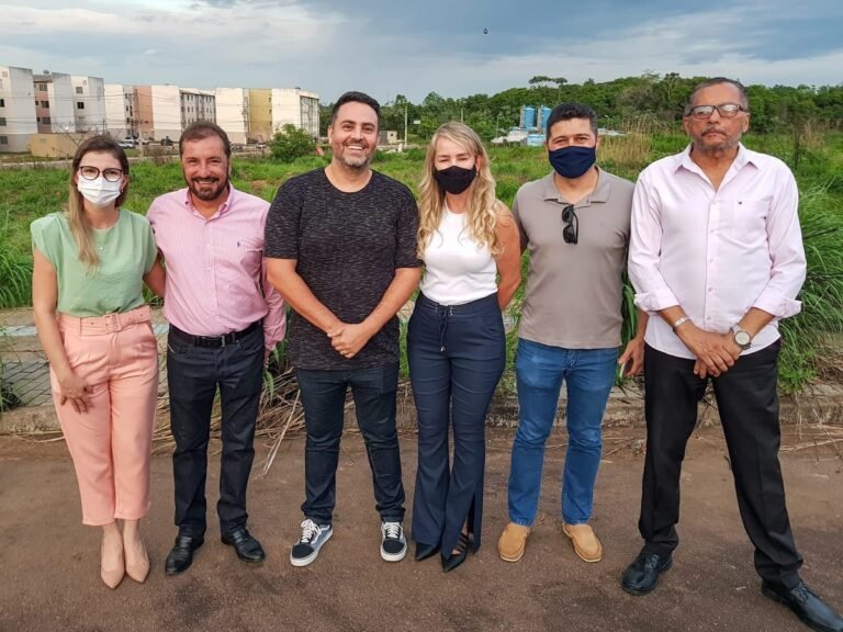 Últimas Notícias 5 TUDO PELAS CRIANCINHAS – Léo Moraes e Hildon Chaves deixam guerra politica de lado para construir creche na capital