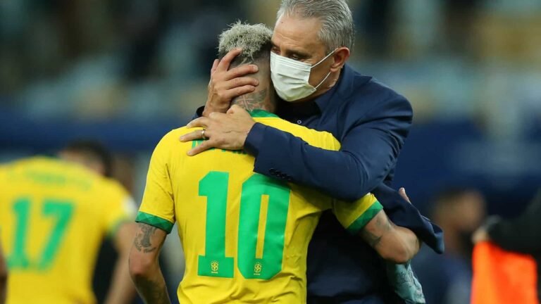 Tite elogia atuação de Neymar como líder da seleção brasileira: ‘Bem marcado’