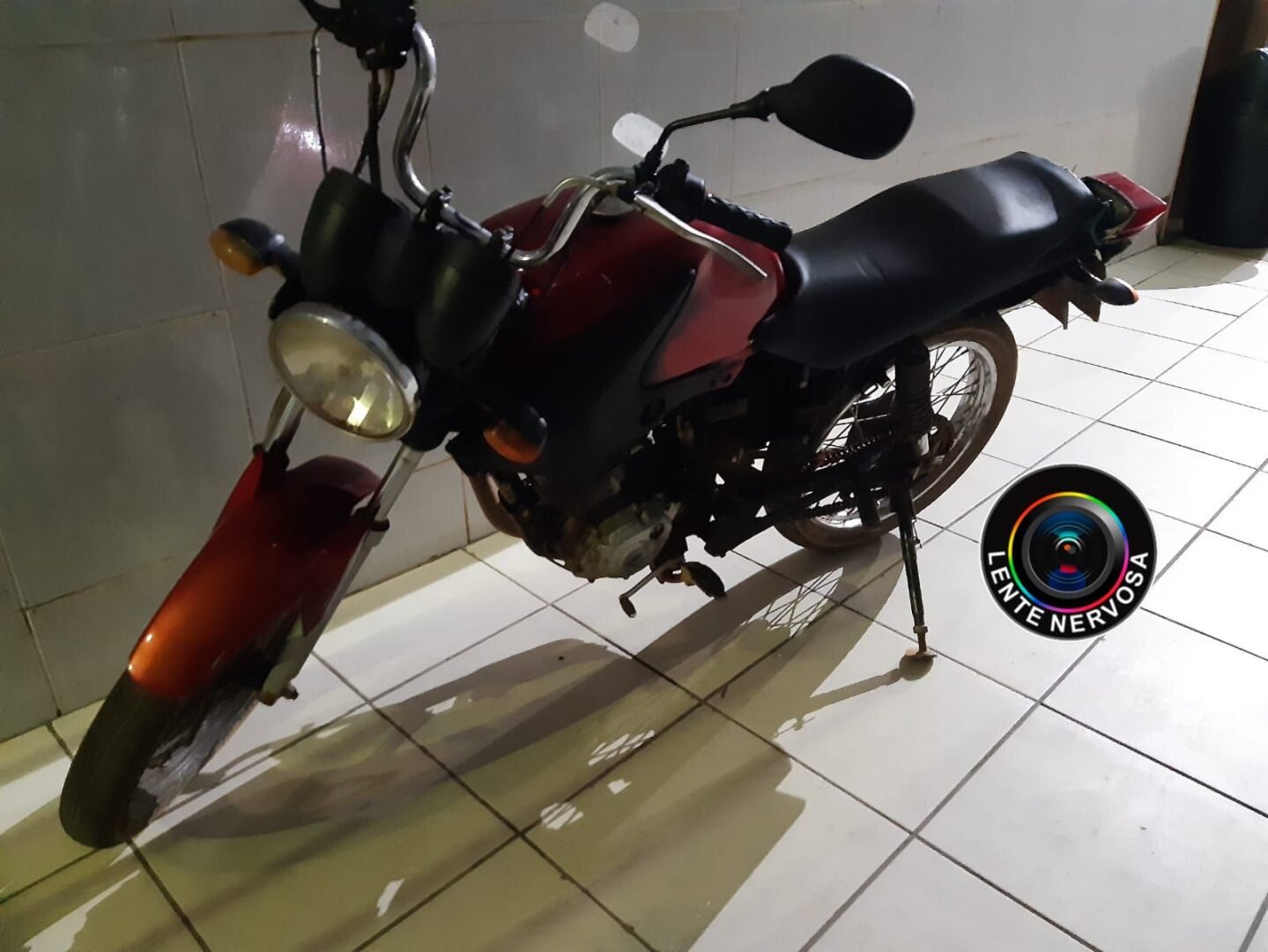 Criminoso é amarrado por populares após atirar durante roubo na zona leste da capital