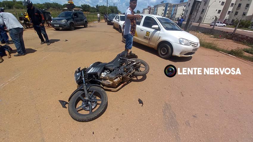 Motociclista morre após gravíssimo acidente na zona leste