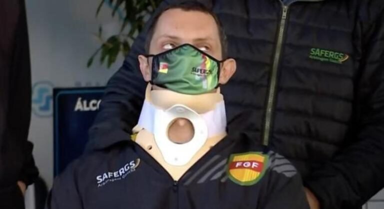 Últimas Notícias 5 Advogado abandona jogador que chutou o árbitro; CBF quer pedir banimento à Fifa