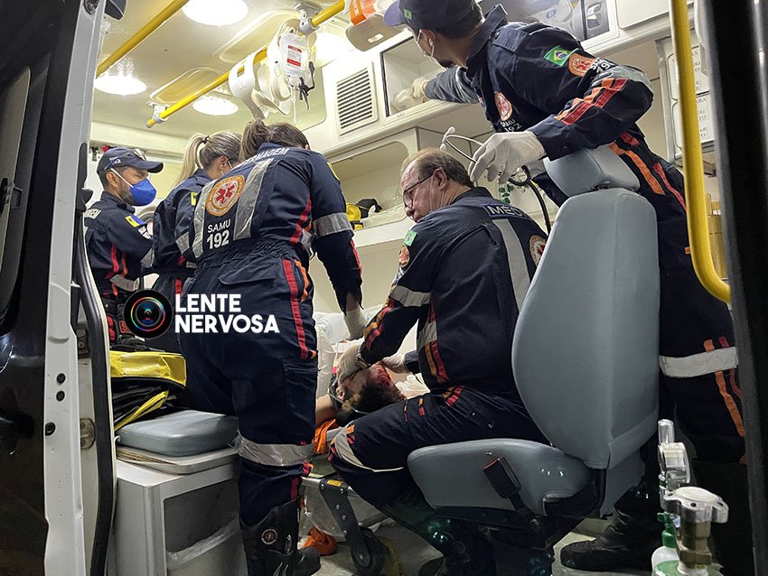 ATUALIZADA – VÍDEO: homem é encontrado com múltiplas fraturas na BR-364 e polícia suspeita de atropelamento