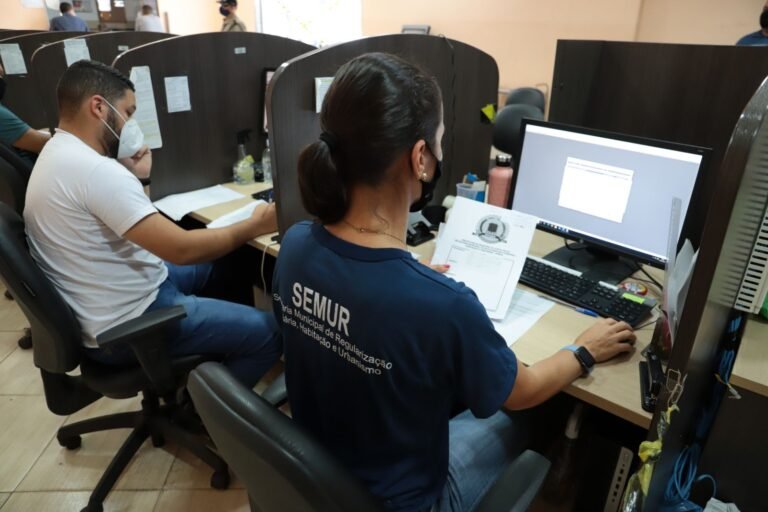 Decreto transfere ponto facultativo para o dia 1º de novembro