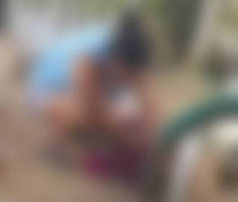 Vídeo mostra mulher que matou marido com canivete implorando para ele acordar em MT