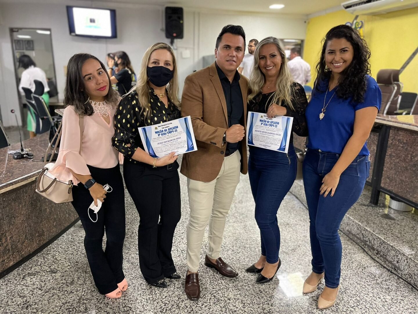 Conselheiros Tutelares recebem homenagem do vereador Edimilson Dourado