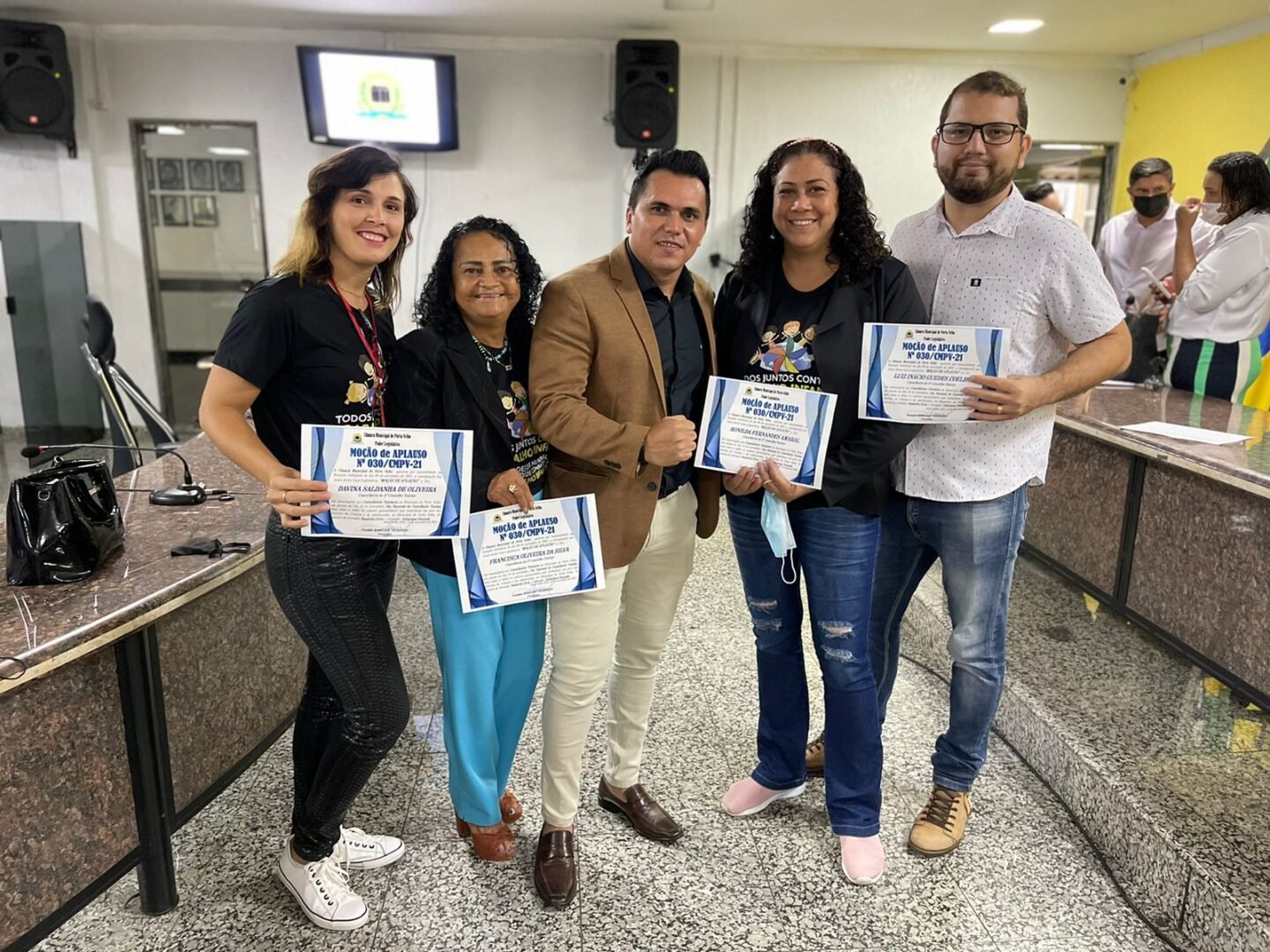 Conselheiros Tutelares recebem homenagem do vereador Edimilson Dourado