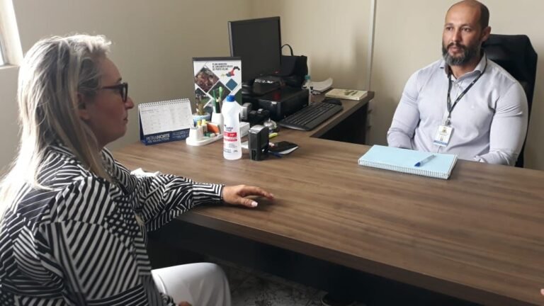 Últimas Notícias 4 Ver. Márcia Socorristas Animais participa de reunião na Sema para tratar sobre o início das castrações pela prefeitura