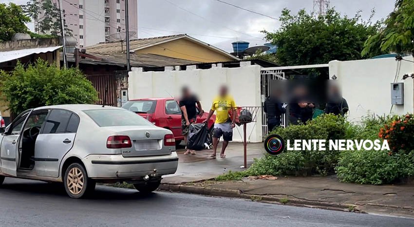 Veja o vídeo: Pitt Bulls fogem e um é abatido por PM após matar cachorro em residência