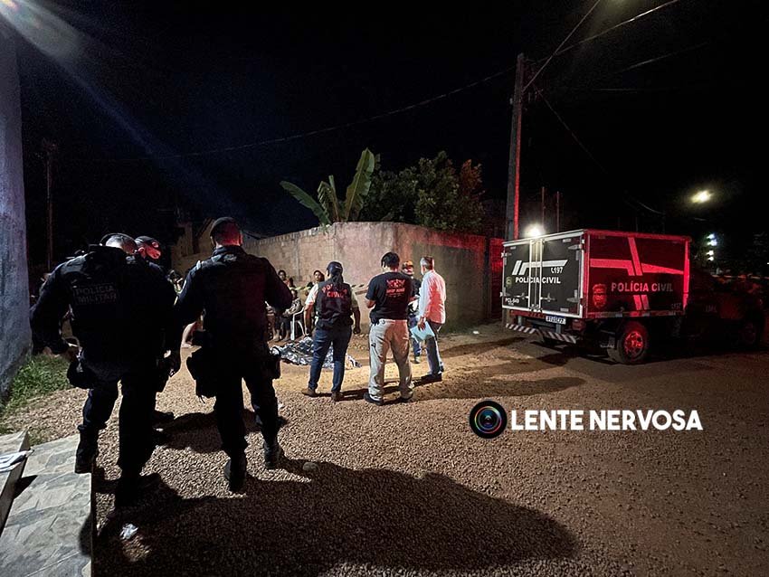 Vídeo: dupla em moto executa ex-presidiário à tiros em frente à igreja