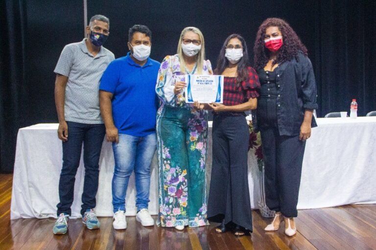 Vereadora Márcia Socorristas Animais faz Homenagem aos servidores dos Centros Municipais de Arte e Cultura de Porto Velho