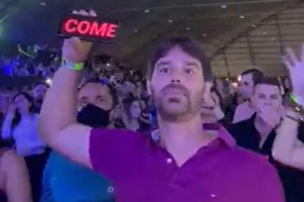 Conheça Marcelo Faria, que bombou após pedir sexo para Jorge e Mateus