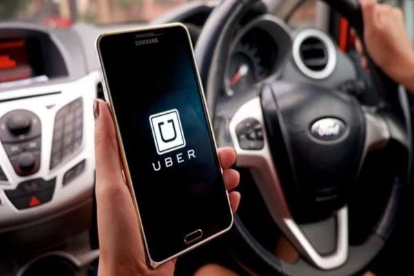 Turma do TST reconhece vínculo empregatício entre motorista e Uber
