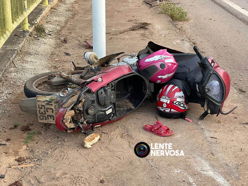 Mulheres são socorridas após serem atingidas por tora de madeira na ponte