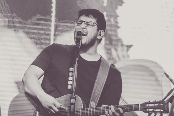 Esposa vai às redes pedir doação de sangue para Maurílio: “Urgente”