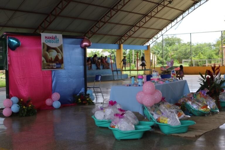 Grávidas do distrito de São Carlos são contempladas com kit enxoval do programa “Mamãe Cheguei”