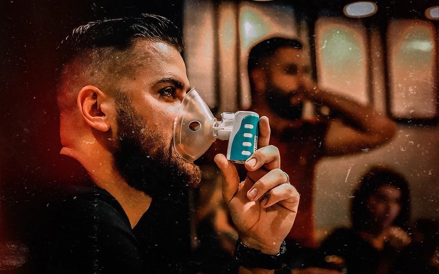 Com doença pulmonar, Zé Neto alerta sobre uso de cigarro eletrônico