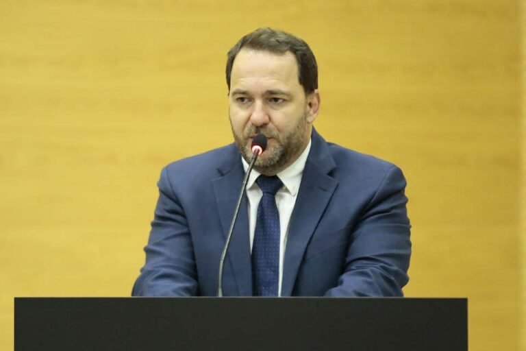 Presidente da ALE-RO, deputado Alex Redano assegura R$ 2 milhões de investimentos para o municípío do Vale do Anari