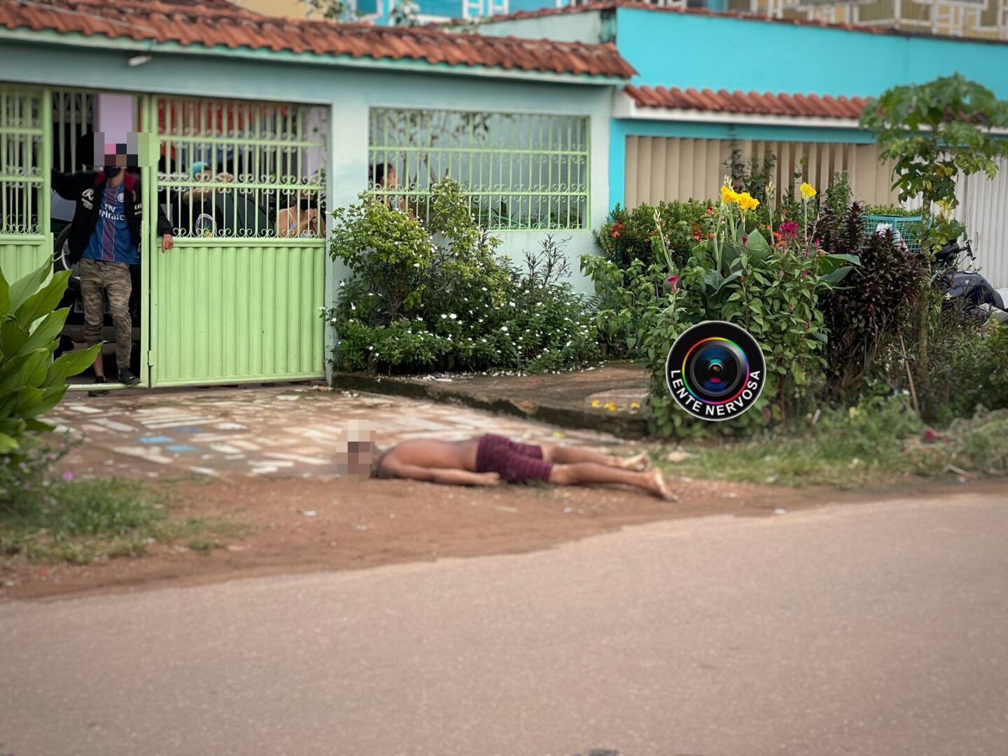 LENTE URGENTE – Funcionário de lava a jato é executado a tiros na zona sul da capital