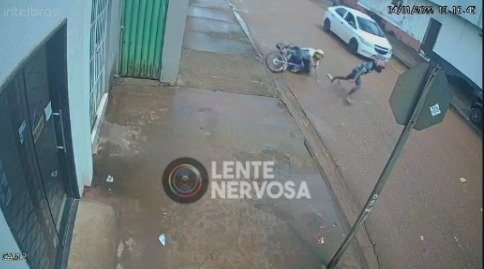 Criminoso é baleado por policial de folga após assaltos na zona leste – VEJA O VÍDEO 1 Criminoso é baleado por policial de folga após assaltos na zona leste – VEJA O VÍDEO