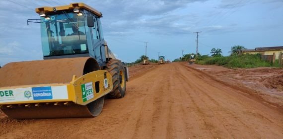 DER realiza manutenção da RO 420 em trecho que liga Nova Mamoré ao distrito de Nova Dimensão 1 DER realiza manutenção da RO 420 em trecho que liga Nova Mamoré ao distrito de Nova Dimensão