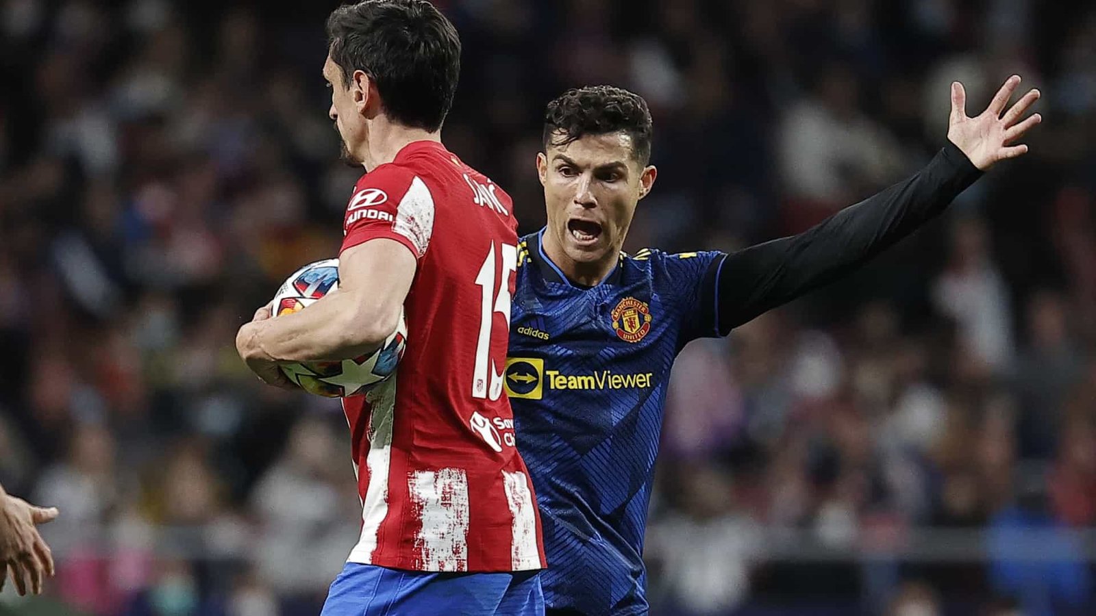 Cristiano Ronaldo passa em branco contra Atlético de Madrid, mas United empata