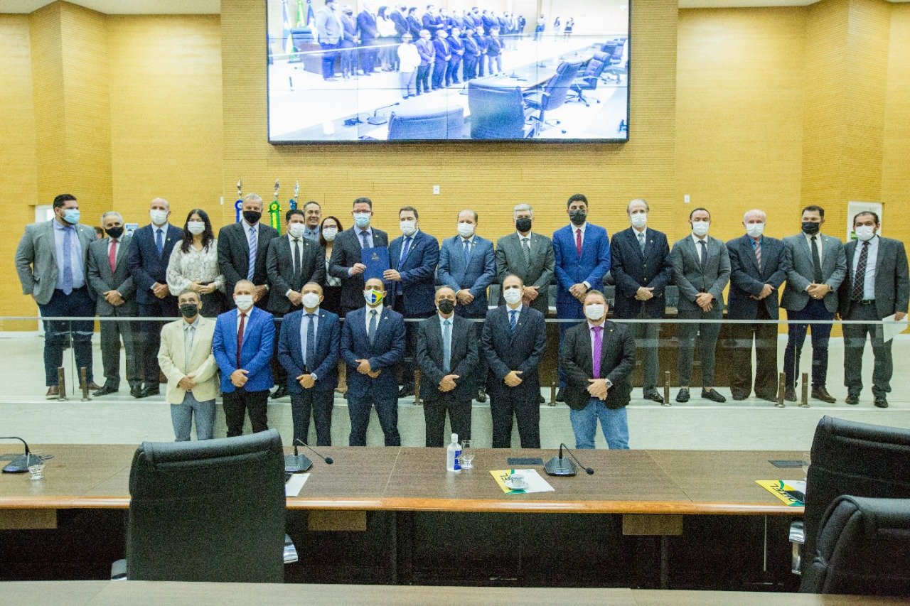 Ano legislativo é aberto no plenário da Assembleia com a presença de diversas autoridades