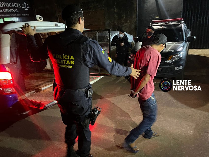 Ciclista armado com escopeta é preso em abordagem ao lado da prefeitura