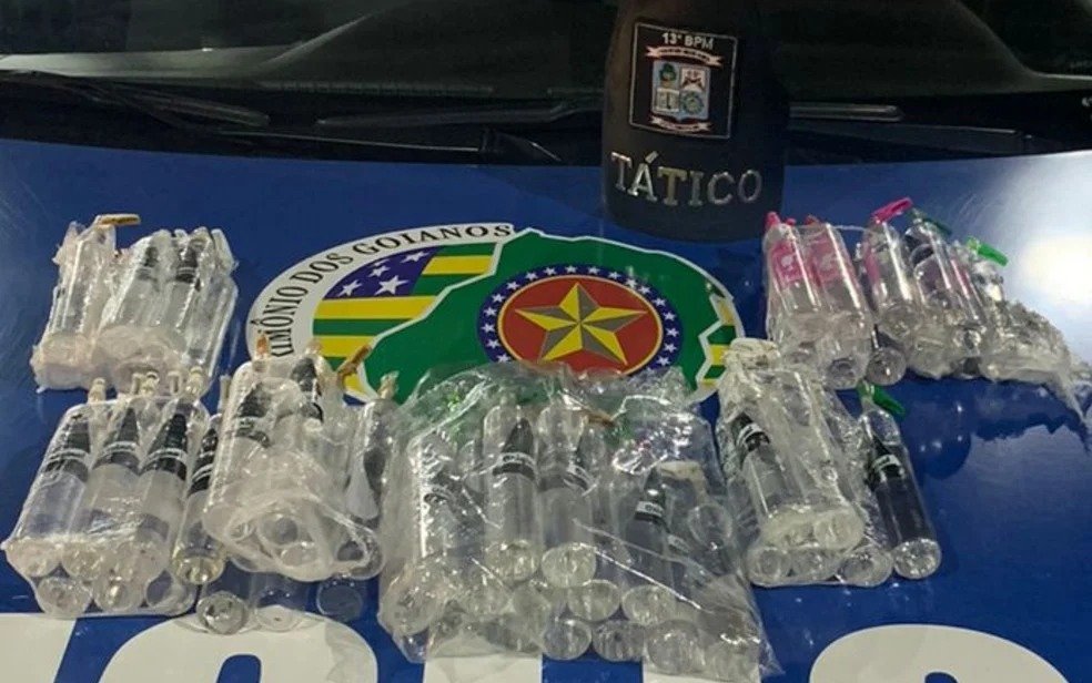 Jovem que se chamava de “Barbie do tráfico” é presa em Goiás